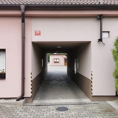 Apartmany Svitkov 79 Пардубице Екстериор снимка