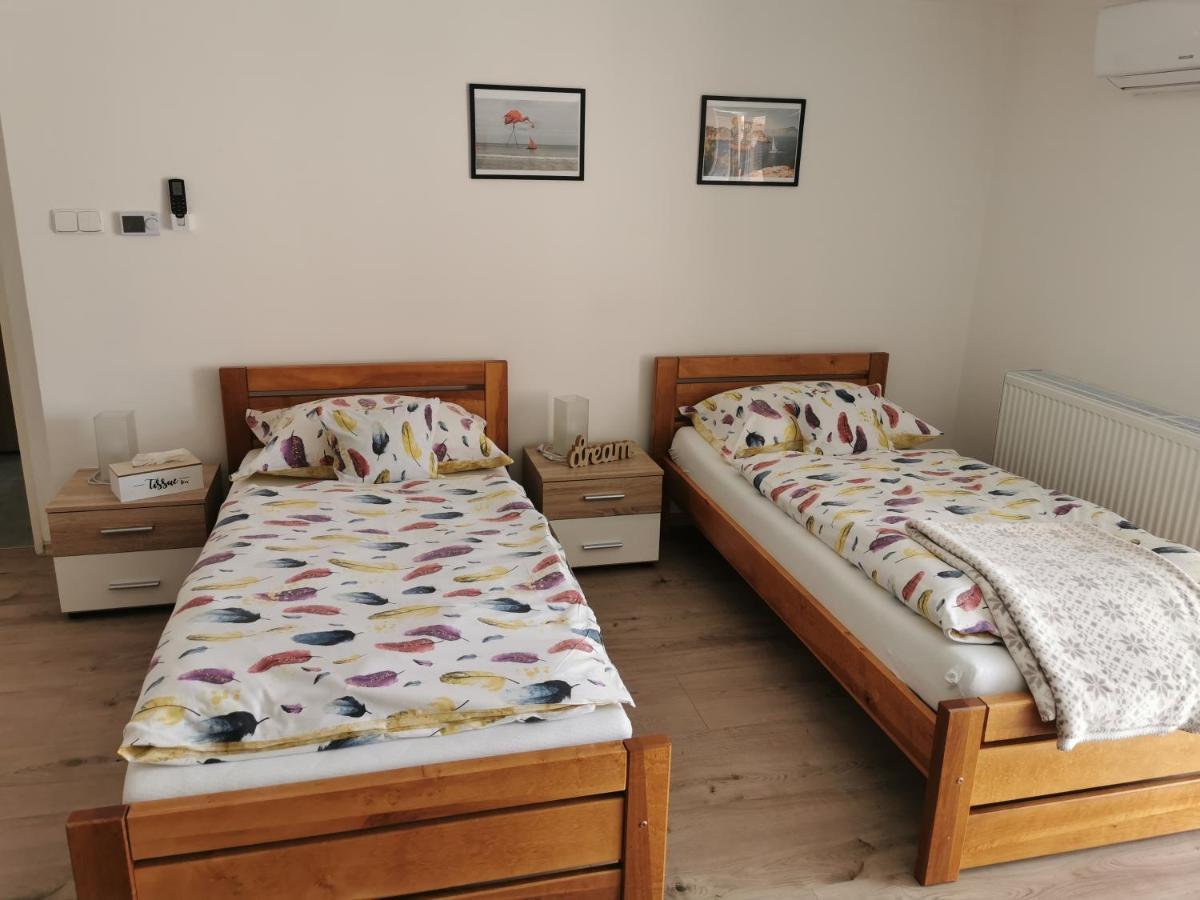 Apartmany Svitkov 79 Пардубице Екстериор снимка